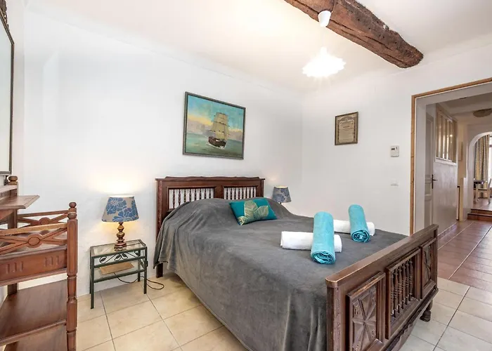 Apartamento Rue De La Pompe By Interhome *