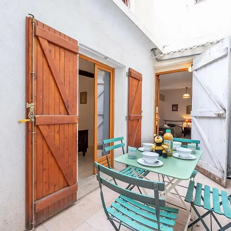 Rue De La Pompe By Interhome Apartment *